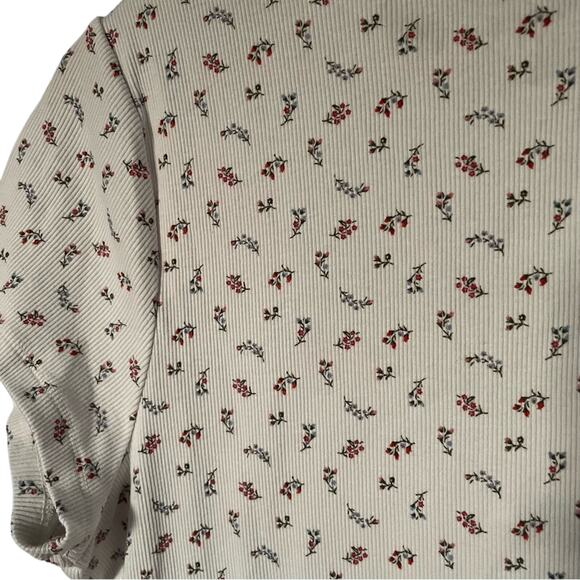 Old Navy White Ditsy Floral Short Sleeve Button up Crop Blouse 90s Style XL - Picture 6 of 6